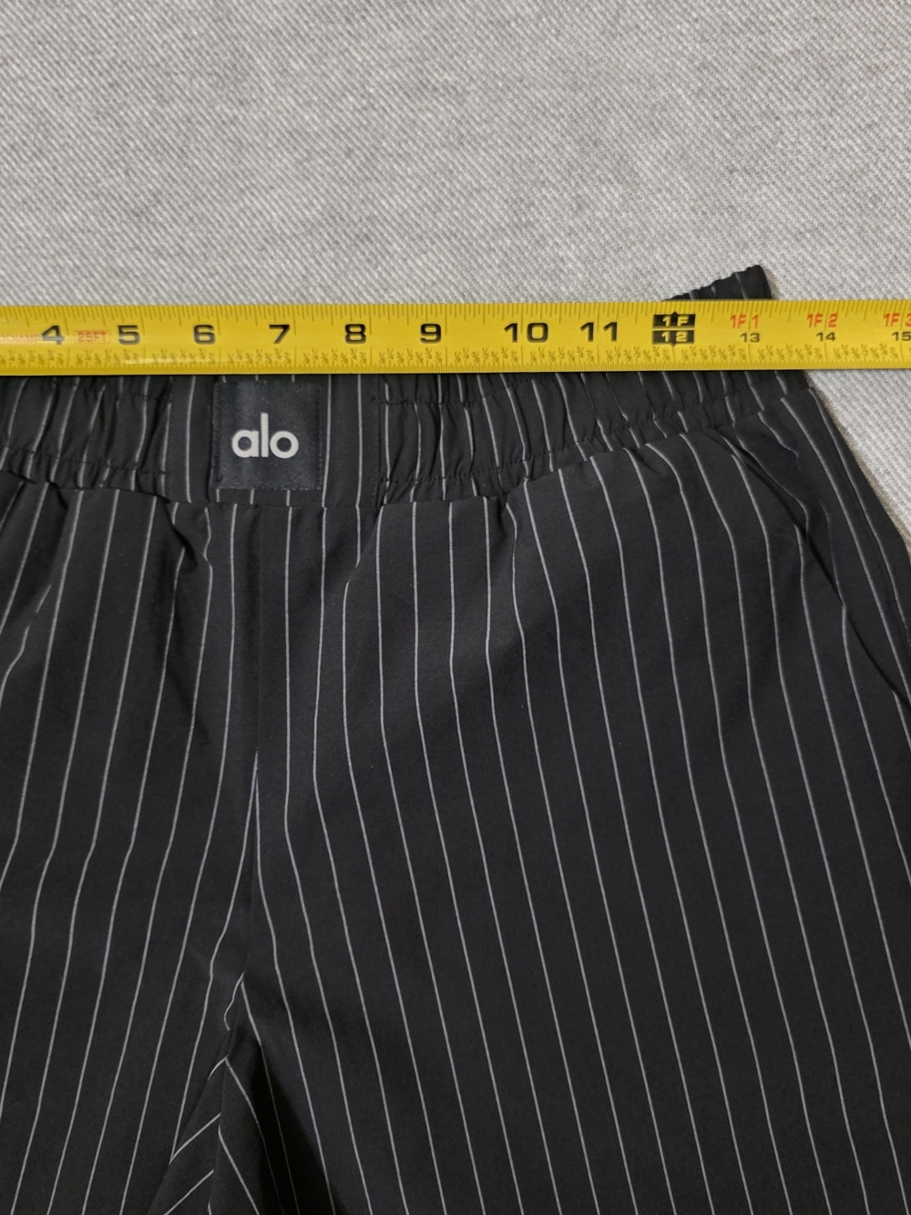Alo Boxer Shorts Striped Athletic Shorts in Black & Gray Like New - Picture 7 of 8